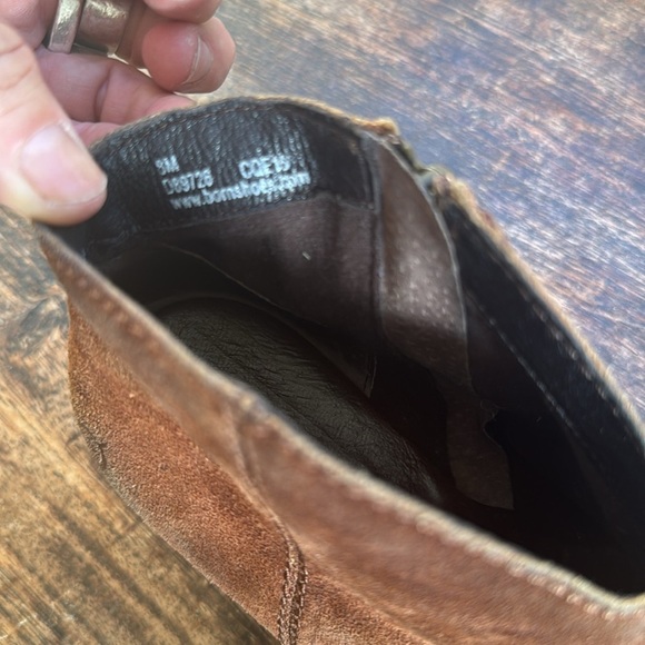 BORN MCKENZIE RUST TOBACCO - WOMENS ankle bootie size 8 - Picture 14 of 16